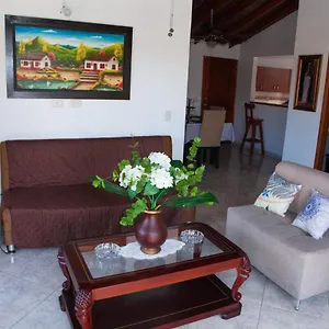 apartamento-enapartment.colombiamedellinhotels.com/